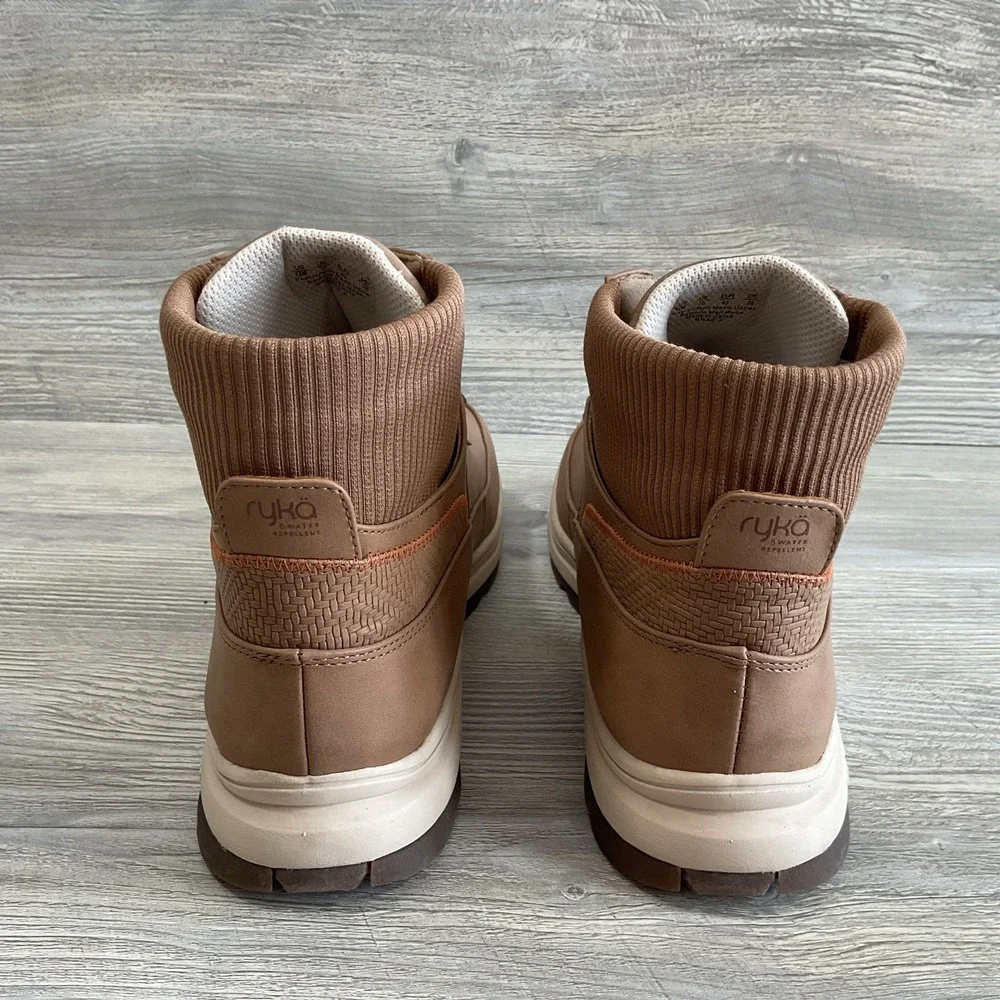 Women's Ryka Brae 2 Water Resistant Snow Boot Walnut Brown Lace Up Size 12 NEW